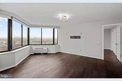 2001 Hamilton Street #2001, Philadelphia, PA 19130 - Photo 3