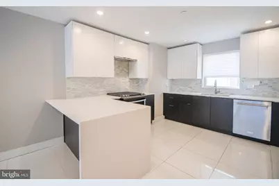 1310 S 20th Street, Philadelphia, PA 19146 - Photo 9