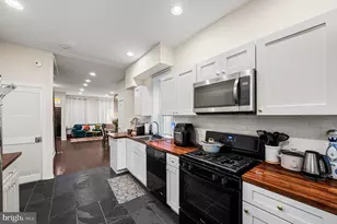 1627 W Thompson St, Philadelphia, PA 19121 - Photo 9