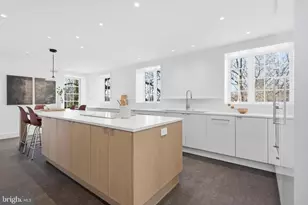 99 E Bells Mill Rd, Philadelphia, PA 19118 - Photo 23