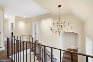 99 E Bells Mill Rd, Philadelphia, PA 19118 - Photo 31