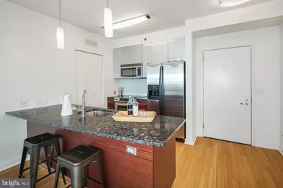 2101 Market Street #2405, Philadelphia, PA 19103 - Photo 19