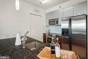 2101 Market St, Philadelphia, PA 19103 - Photo 23