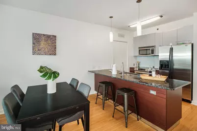 2101 Market Street #2405, Philadelphia, PA 19103 - Photo 15