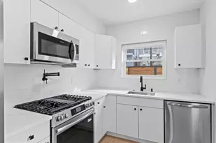 622 McClellan St, Philadelphia, PA 19148 - Photo 9