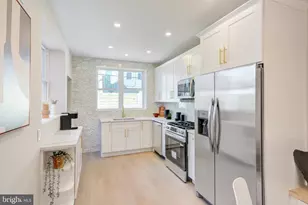 1924 S Lambert St, Philadelphia, PA 19145 - Photo 13