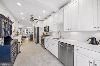 628 S 26th Street, Philadelphia, PA 19146 - Photo 7