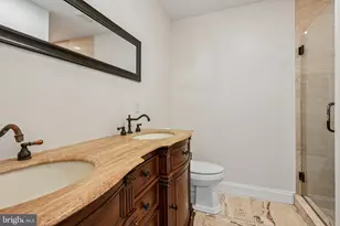 233 Brown St, Philadelphia, PA 19123 - Photo 17