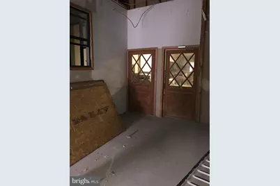 860 N 40th Street, Philadelphia, PA 19104 - Photo 3