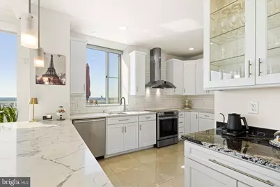 901 N Penn Street #R2301, Philadelphia, PA 19123 - Photo 13
