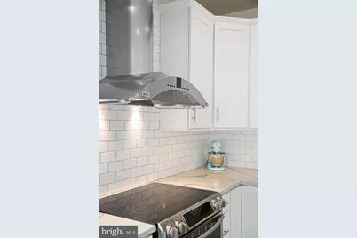 901 N Penn Street #R2301, Philadelphia, PA 19123 - Photo 17