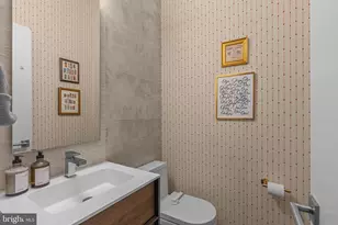 308 N 2nd St, Philadelphia, PA 19106 - Photo 25