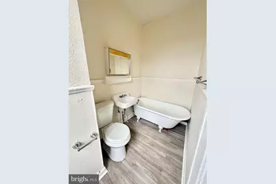 5040 Walnut Street #2R, Philadelphia, PA 19139 - Photo 5