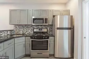 2012 Newcomb St, Philadelphia, PA 19140 - Photo 7