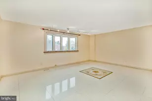 11247 Jeanes Pl, Philadelphia, PA 19116 - Photo 5