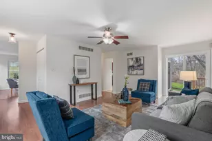 909 Ronnie Cir, Philadelphia, PA 19128 - Photo 5