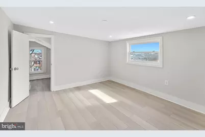 7911 Loretto Avenue, Philadelphia, PA 19111 - Photo 23