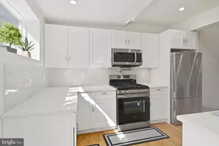 416 Cantrell St, Philadelphia, PA 19148 - Photo 9