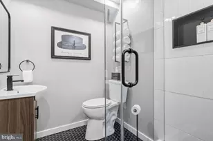 801 South St, Philadelphia, PA 19147 - Photo 21