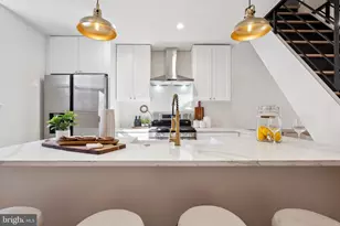 1804 Waterloo St, Philadelphia, PA 19122 - Photo 13