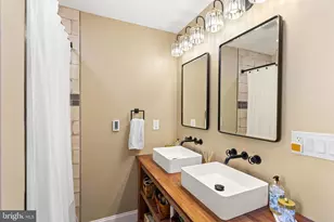 472 Markle St, Philadelphia, PA 19128 - Photo 23