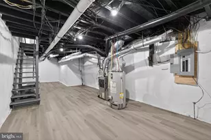 434 W Penn St, Philadelphia, PA 19144 - Photo 25