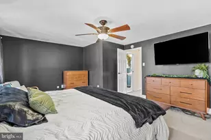 12449 Sweet Briar Rd, Philadelphia, PA 19154 - Photo 19