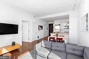 210 S 25th St, Philadelphia, PA 19103 - Photo 11