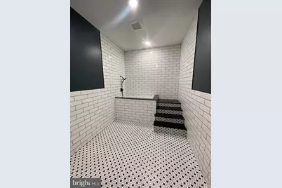 581 Jamestown, Philadelphia, PA 19128 - Photo 3