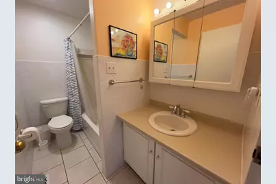 825 N 29th Street #5AA, Philadelphia, PA 19130 - Photo 17