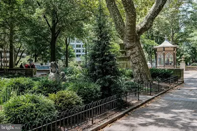 204 S 17th Street #10C, Philadelphia, PA 19103 - Photo 15