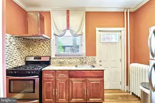 5822 Cedarhurst St, Philadelphia, PA 19143 - Photo 11