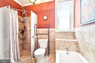 5822 Cedarhurst St, Philadelphia, PA 19143 - Photo 19