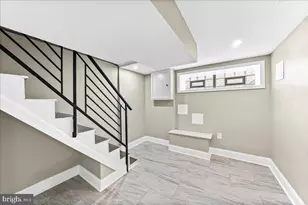 610 E Annsbury St, Philadelphia, PA 19120 - Photo 17