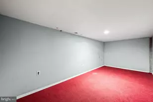 5421 Erdrick St, Philadelphia, PA 19124 - Photo 19