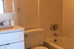 210 Locust St, Philadelphia, PA 19106 - Photo 3