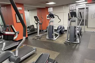 210 Locust St, Philadelphia, PA 19106 - Photo 9