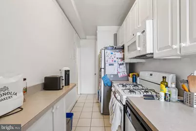 2031 Locust Street #1503, Philadelphia, PA 19103 - Photo 5