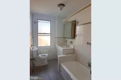 402 Walter Street, Philadelphia, PA 19111 - Photo 9