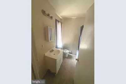 1802 W Montgomery Avenue, Philadelphia, PA 19121 - Photo 11