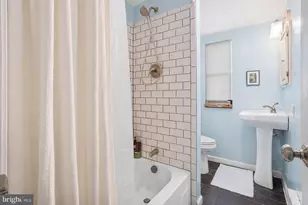 1911 S Iseminger St, Philadelphia, PA 19148 - Photo 17