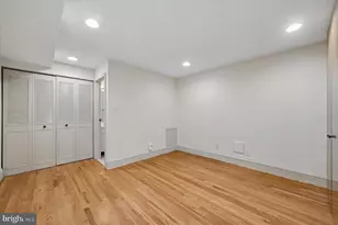 1723 Wallace St, Philadelphia, PA 19130 - Photo 11