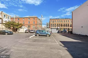 1723 Wallace St, Philadelphia, PA 19130 - Photo 5