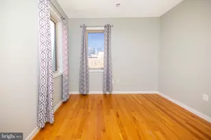2555 Carpenter St, Philadelphia, PA 19146 - Photo 13