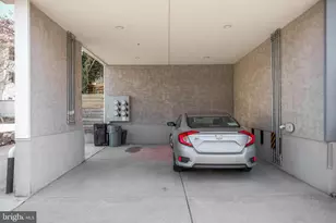 2555 Carpenter St, Philadelphia, PA 19146 - Photo 19