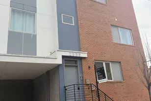 2555 Carpenter St, Philadelphia, PA 19146 - Photo 3