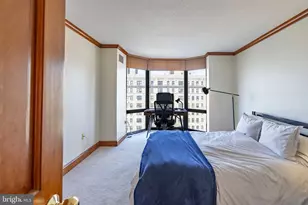 2018 Walnut St, Philadelphia, PA 19103 - Photo 9