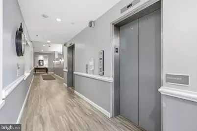 301 Race Street #C010, Philadelphia, PA 19106 - Photo 23