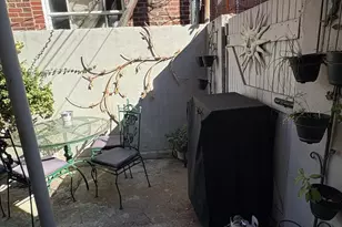 905 Mountain St, Philadelphia, PA 19148 - Photo 11