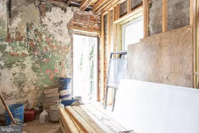 2068 W Glenwood Avenue, Philadelphia, PA 19132 - Photo 9